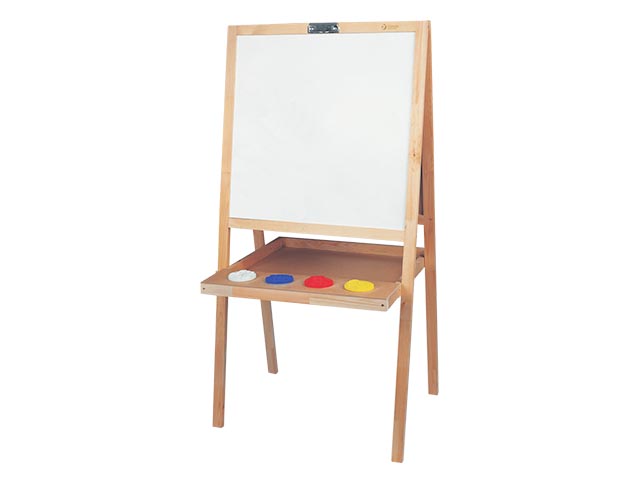 Easels and canvases