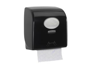 Aquarius melno produktu līnija