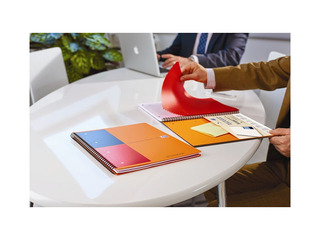 Oxford International märkmik, A4 + 80 ruudulised lehed