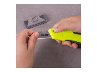 Nazis kancelejas Milan, Compact Acid, ar metāla asmeni, dzeltens