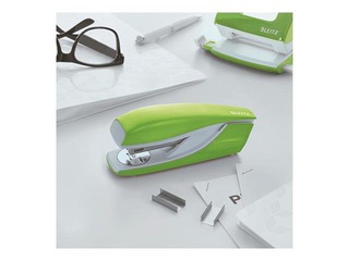Stapler Leitz Cosy, 30 sheets, green