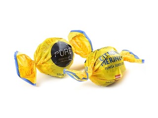 Pure Chocolate Трюфели из темного шоколада с хрустящей кремовой начинкой из лимонного безе, 1 kg