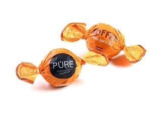 Трюфели из молочного шоколада Pure Chocolate с кремовой начинкой из ириски, 1 кг
