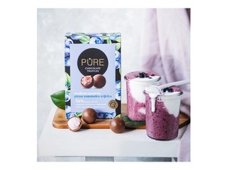 Piimašokolaadi trühvlid Pure Chocolate mustikajogurtikreemi täidisega, 148g