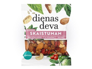 Pähklite ja kuivatatud puuviljade segu Daily dose, 3 x 5 pakk