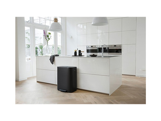 Pedaaliga prügikast Brabantia, Bo, matt must, 2x30l
