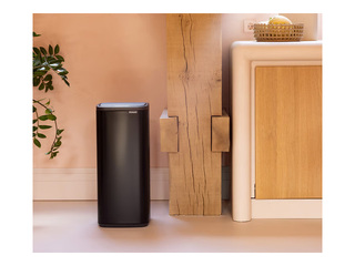 Atkritumu tvertne Brabantia Bo Touch, matēta, melna, 30l