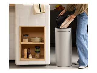 Atkritumu tvertne Brabantia Touch, gaiši pelēka, 30l