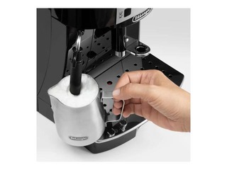 Kafijas automāts DeLonghi ECAM22.112.B, melns