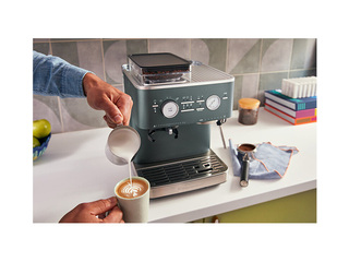 Kohvimasin KitchenAid koos kohviveskiga, khaki