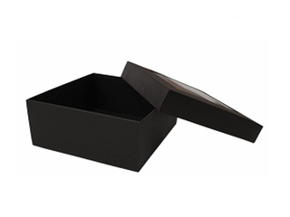 Kinkekarp, 190x190x80mm, aknaga, must