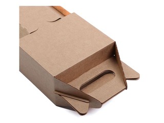 Cardboard box for two 0.5L bottles