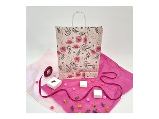 Dāvanu maisiņš ar vītu rokturi un dizainu, 320x120x410mm