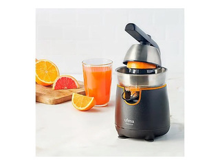 Citrus juicer Ufesa, black
