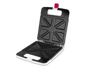 Röster Ufesa, 1400 W, 4 võileivale, valge